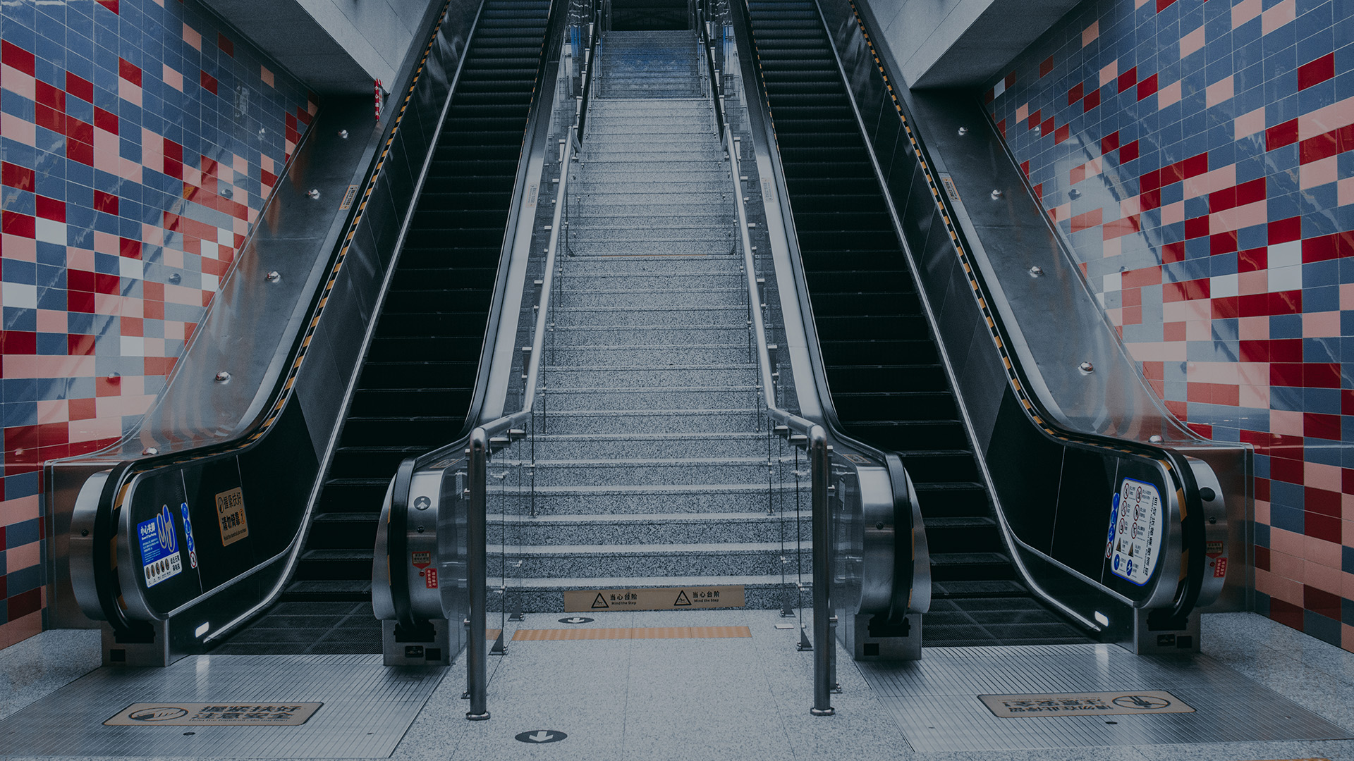 专业生产电梯毛刷、列车门毛刷、毛刷组件等产品